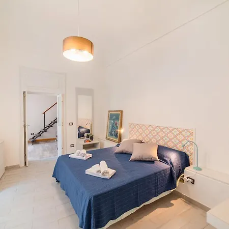Apartment Ortigia And Temple Of Apollo *