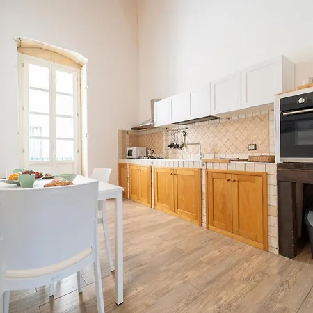 Apartment Ortigia And Temple Of Apollo Syracuse